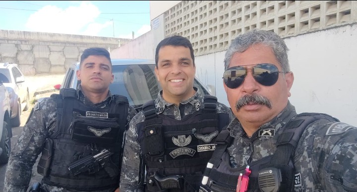  CARUARU: Rocam quarteto de policiais, Sgt Valdemar, Soldados Miguel, Cardoso e Stanley reforçam a segurança na cidade.