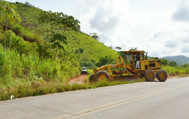  JAQUEIRA: Estradas Vicinais Recebem Melhorias e Parcerias Impulsionam Desenvolvimento no município