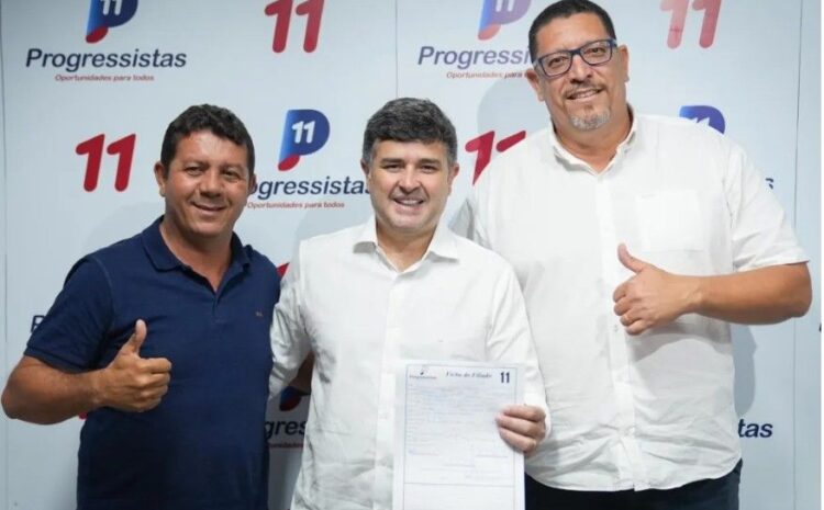  ÁGUA PRETA: Tonhão é oficializado como pré-candidato à prefeito após filiação ao PP em evento com Eduardo da Fonte.